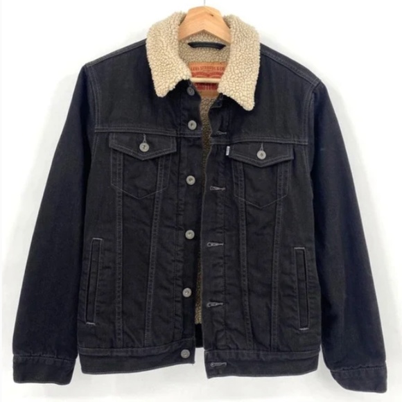 Levi's Jackets & Blazers - Levi's black sherpa lined Denim trucker jacket womens medium cropped slim fit